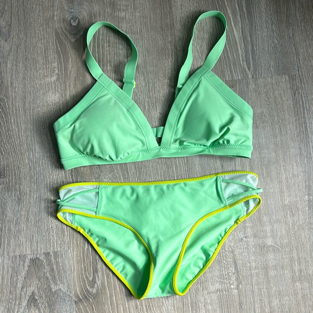 Lululemon matching bathing suit